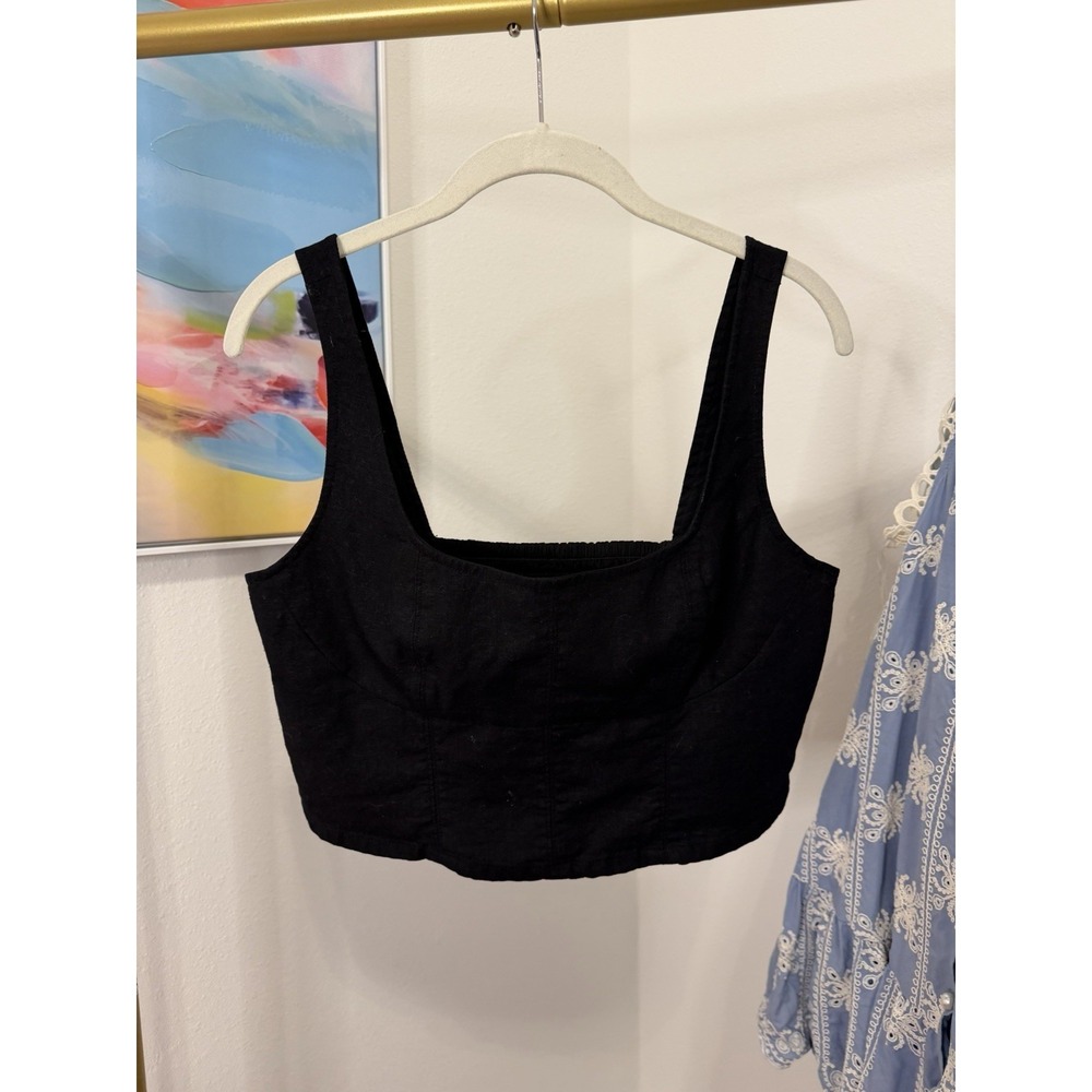 Banana Republic Women's Black Linen Blend Crop top Size 10